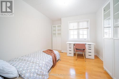 66 Lindenshire Avenue, Vaughan, ON - Indoor Photo Showing Bedroom