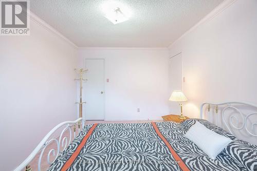 52 Dundalk Crescent, Brampton, ON - Indoor Photo Showing Bedroom