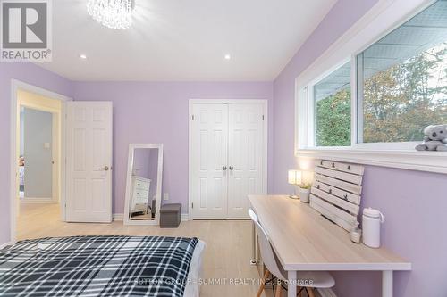 168 Lovers Lane, Hamilton, ON - Indoor Photo Showing Bedroom