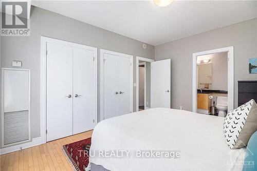 1005 - 85 Bronson Avenue, Ottawa, ON - Indoor Photo Showing Bedroom