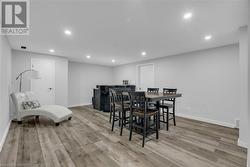 Entertainment room with bar - 