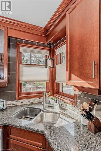 8 Echo Drive, Guelph, ON - Indoor Photo Showing Kitchen With Double Sink