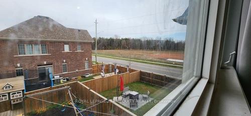 26 Moses Cres, Clarington, ON - Outdoor