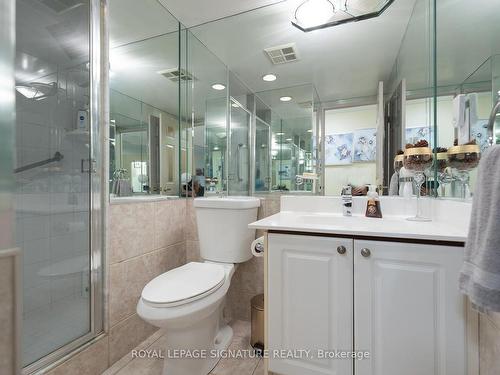 1405-8501 Bayview Ave, Richmond Hill, ON - Indoor Photo Showing Bathroom