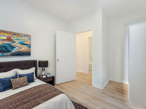 35 Britannia Ave, Hamilton, ON - Indoor Photo Showing Bedroom