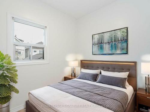 35 Britannia Ave, Hamilton, ON - Indoor Photo Showing Bedroom