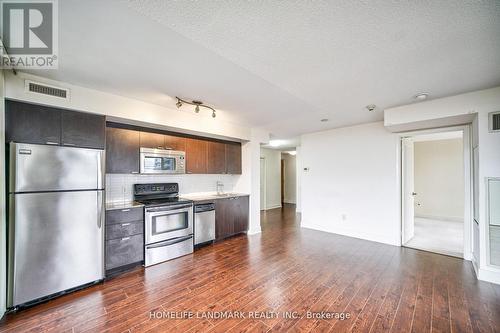 1704 - 23 Sheppard Avenue E, Toronto, ON - Indoor Photo Showing Kitchen