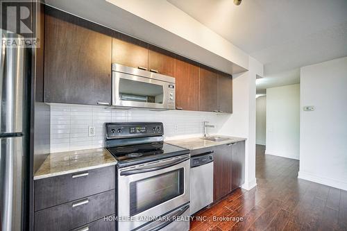 1704 - 23 Sheppard Avenue E, Toronto, ON - Indoor Photo Showing Kitchen