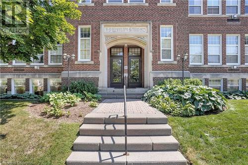 35 Alexandra Avenue Unit# 105, Waterloo, ON - Outdoor With Facade