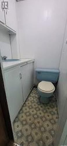 601 Walsh Avenue, Oxbow, SK - Indoor Photo Showing Bathroom