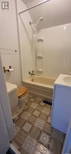 601 Walsh Avenue, Oxbow, SK - Indoor Photo Showing Bathroom