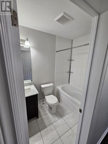 101 Abigail Crescent, Caledon, ON - Indoor Photo Showing Bathroom