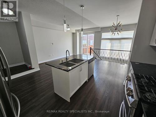 101 Abigail Crescent, Caledon, ON - Indoor Photo Showing Kitchen With Double Sink