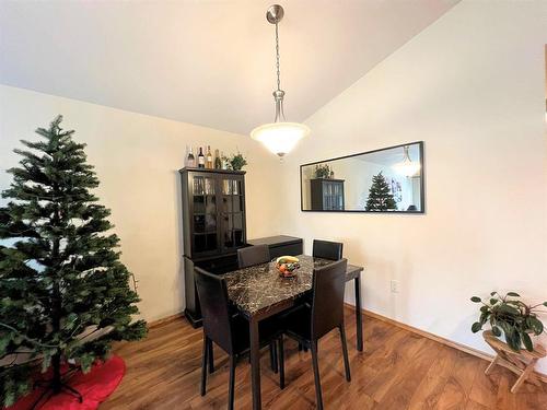 1842 William Avenue W, Winnipeg, MB - Indoor Photo Showing Dining Room