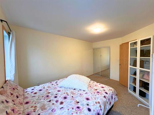 1842 William Avenue W, Winnipeg, MB - Indoor Photo Showing Bedroom