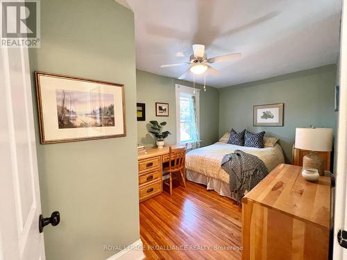 328 Foster Avenue, Belleville, ON - Indoor Photo Showing Bedroom