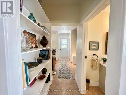 328 Foster Avenue, Belleville, ON - Indoor Photo Showing Other Room