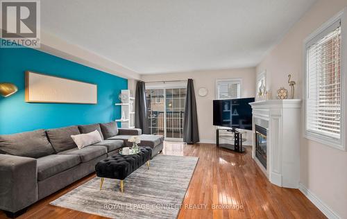 22 - 1100 Begley Street, Pickering, ON - Indoor Photo Showing Living Room