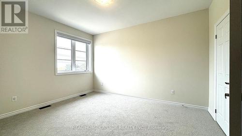 2098 Fairmont Common, Burlington, ON - Indoor Photo Showing Other Room