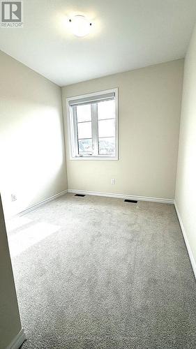 2098 Fairmont Common, Burlington, ON - Indoor Photo Showing Other Room