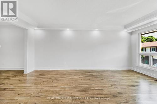 7475 Goreway Drive, Mississauga, ON - Indoor Photo Showing Other Room