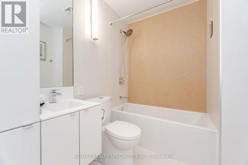 3012 - 125 Peter Street, Toronto, ON - Indoor Photo Showing Bathroom