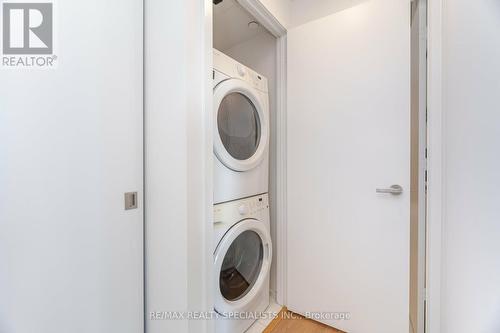 3012 - 125 Peter Street, Toronto, ON - Indoor Photo Showing Laundry Room