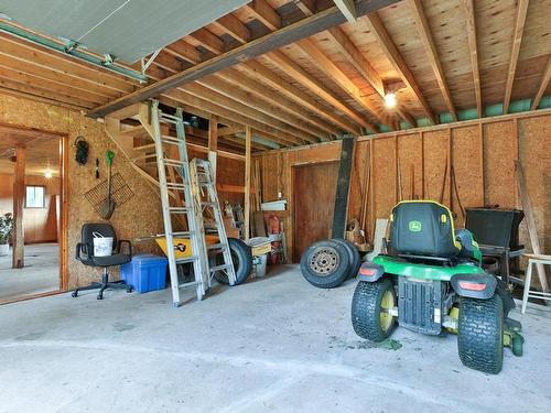 Garage - 371 Ch. De La Grande-Ligne E., Saint-Jean-Sur-Richelieu, QC - Indoor Photo Showing Basement