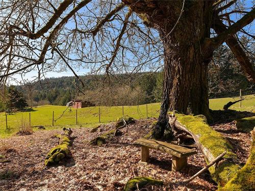 559 Blackburn Rd, Salt Spring, BC 