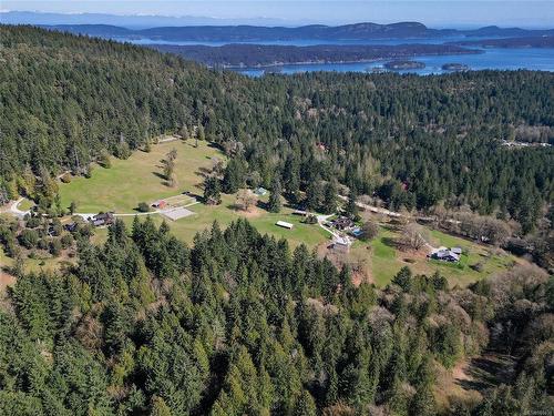 559 Blackburn Rd, Salt Spring, BC 