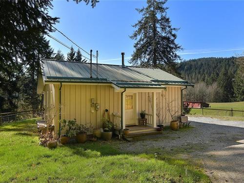 559 Blackburn Rd, Salt Spring, BC 