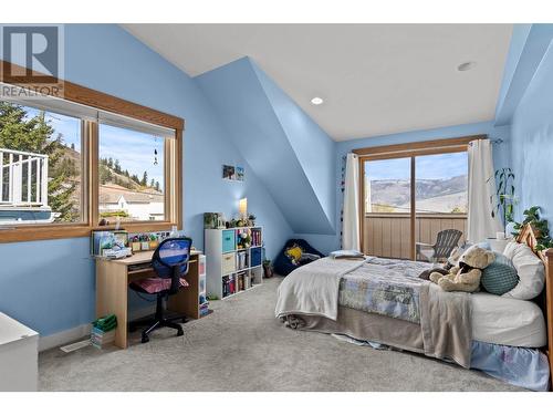 4752 Uplands Drive, Kamloops, BC - Indoor Photo Showing Bedroom