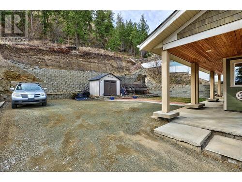 4752 Uplands Drive, Kamloops, BC - Outdoor