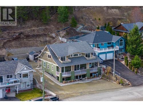 4752 Uplands Drive, Kamloops, BC - Outdoor With Facade