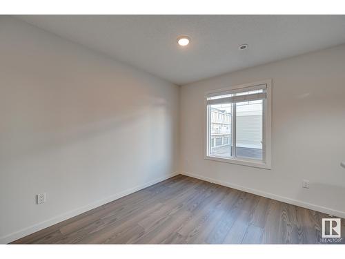 #24 2215 24 St Nw, Edmonton, AB - Indoor Photo Showing Other Room