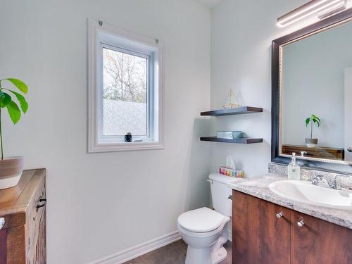 Powder room - 140 Rue Du Polder, Gatineau (Aylmer), QC - Indoor Photo Showing Bathroom