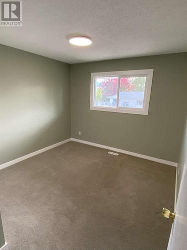 3013 11Th Street, Vernon, BC - Indoor Photo Showing Other Room