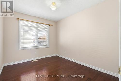 40 Sandford Crescent, Whitby, ON - Indoor Photo Showing Other Room