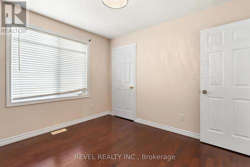 40 Sandford Crescent, Whitby, ON - Indoor Photo Showing Other Room