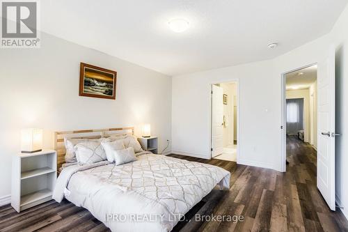 3 - 1285 Sycamore Gardens, Milton, ON - Indoor Photo Showing Bedroom