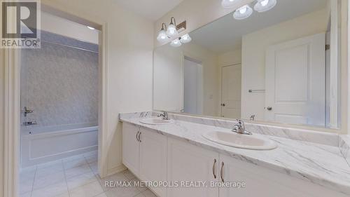 72 Donald Stewart Road, Brampton, ON - Indoor Photo Showing Bathroom