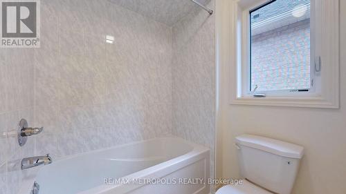 72 Donald Stewart Road, Brampton, ON - Indoor Photo Showing Bathroom