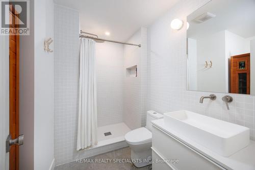 28 Eleventh Street, Toronto, ON - Indoor Photo Showing Bathroom