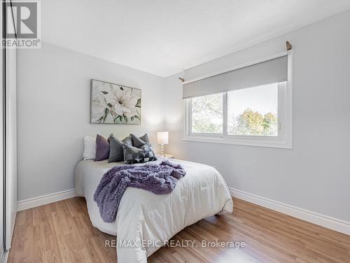 6759 Segovia Road, Mississauga, ON - Indoor Photo Showing Bedroom