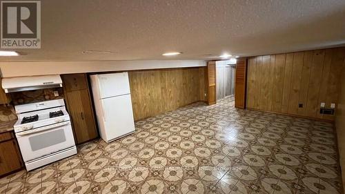 1836 Dufferin Street, Toronto, ON - Indoor Photo Showing Kitchen