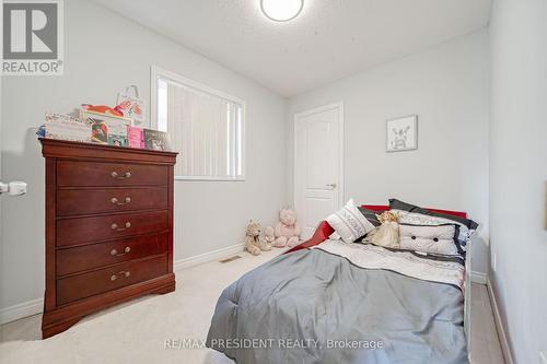 101 Seahorse Avenue, Brampton, ON - Indoor Photo Showing Bedroom