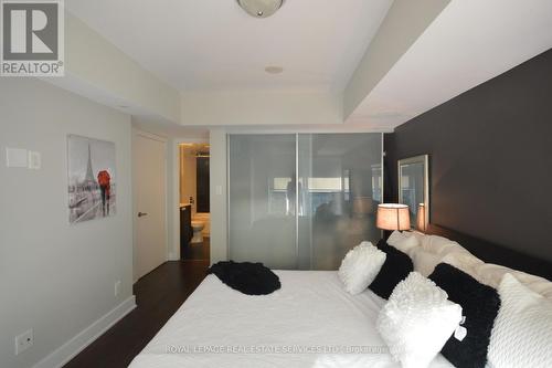 Th1 - 4065 Brickstone Mews, Mississauga, ON - Indoor Photo Showing Bedroom