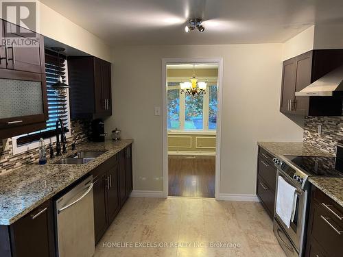 175 Edgehill ( Upper) Crescent, London, ON - Indoor Photo Showing Kitchen With Double Sink