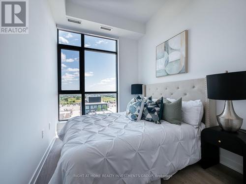 Ph04 - 120 Eagle Rock Way, Vaughan, ON - Indoor Photo Showing Bedroom