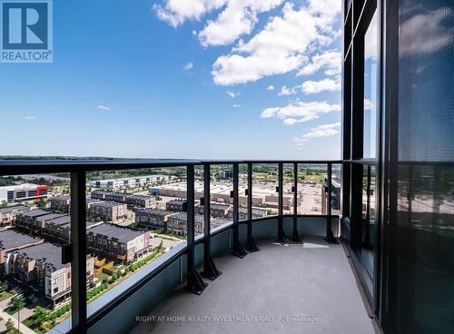 Ph04 - 120 Eagle Rock Way, Vaughan, ON - Outdoor With View